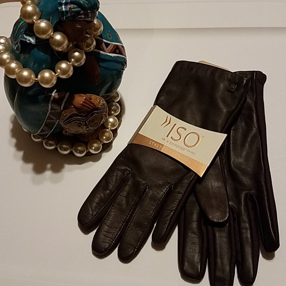 ISOTONERS LEATHER GLOVES (NEW NEVER WORN)